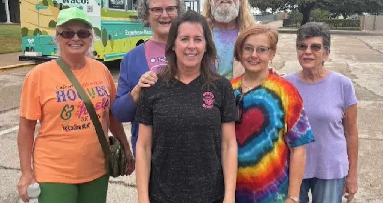 (KWKT) Waco Walks And Baseball Talk